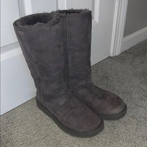 Gray Uggs